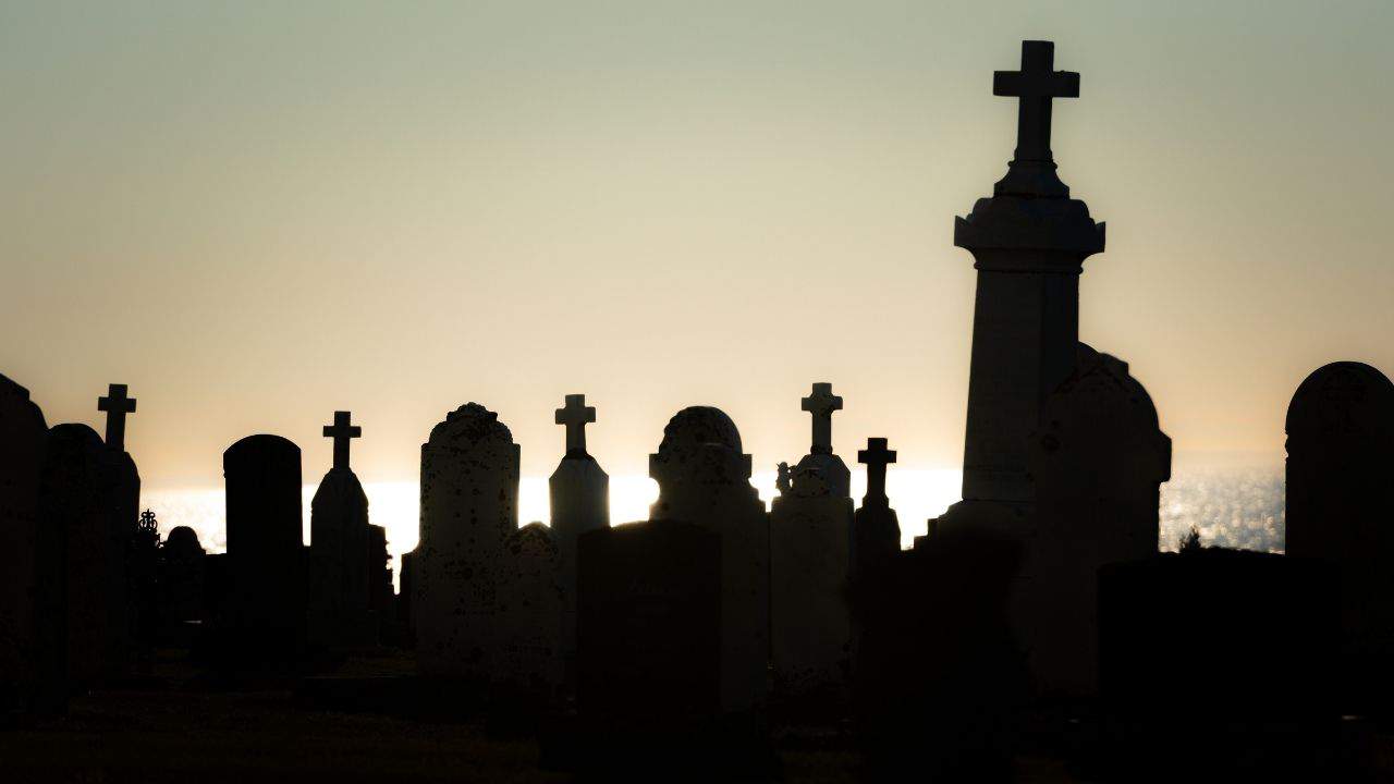 cemetery death