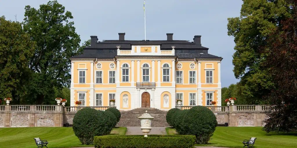 estate manor