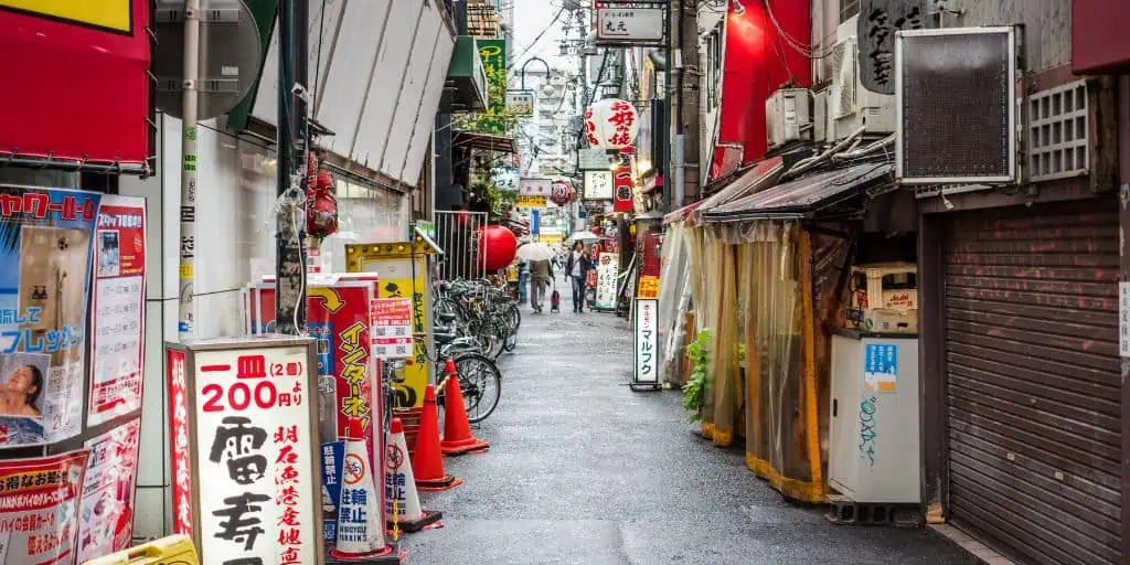 japanese back alley establishments